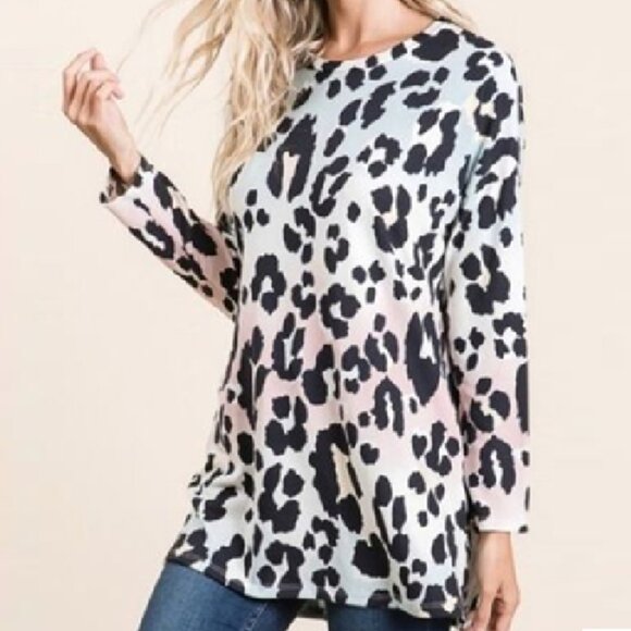 Bombom Tops - Bombom Animal Print Womens Top Tunic New with Tags Pastel Colors Sz S